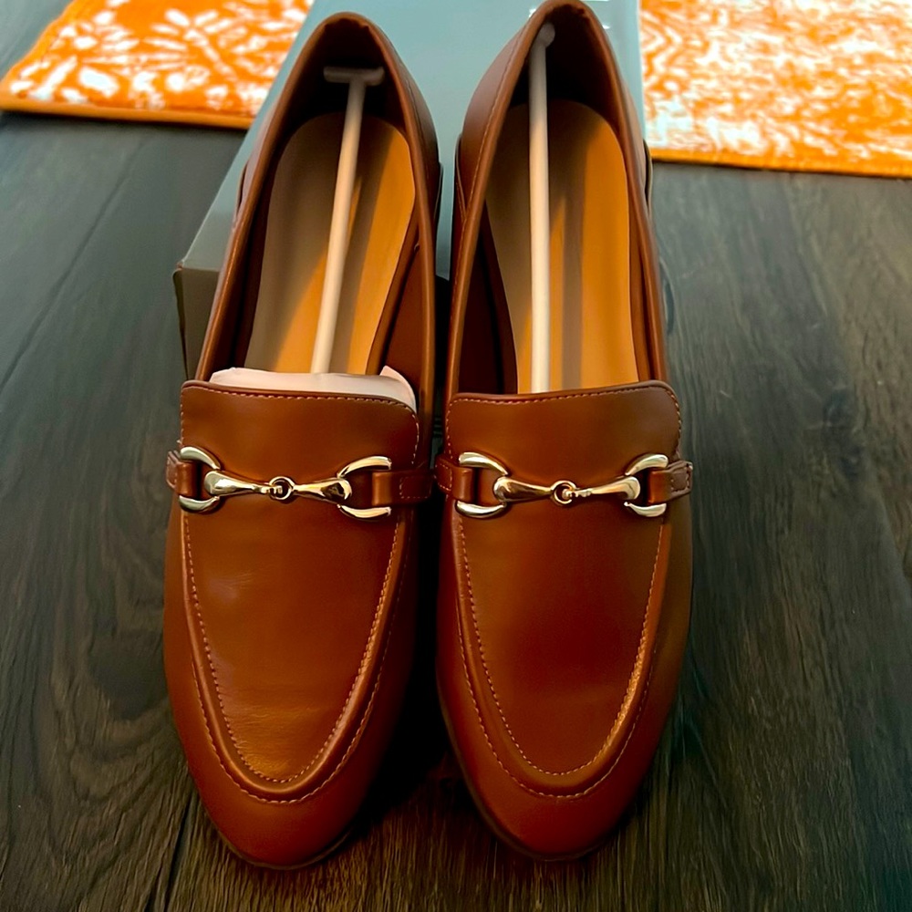 NWT horsebit loafers 6.5 in cognac